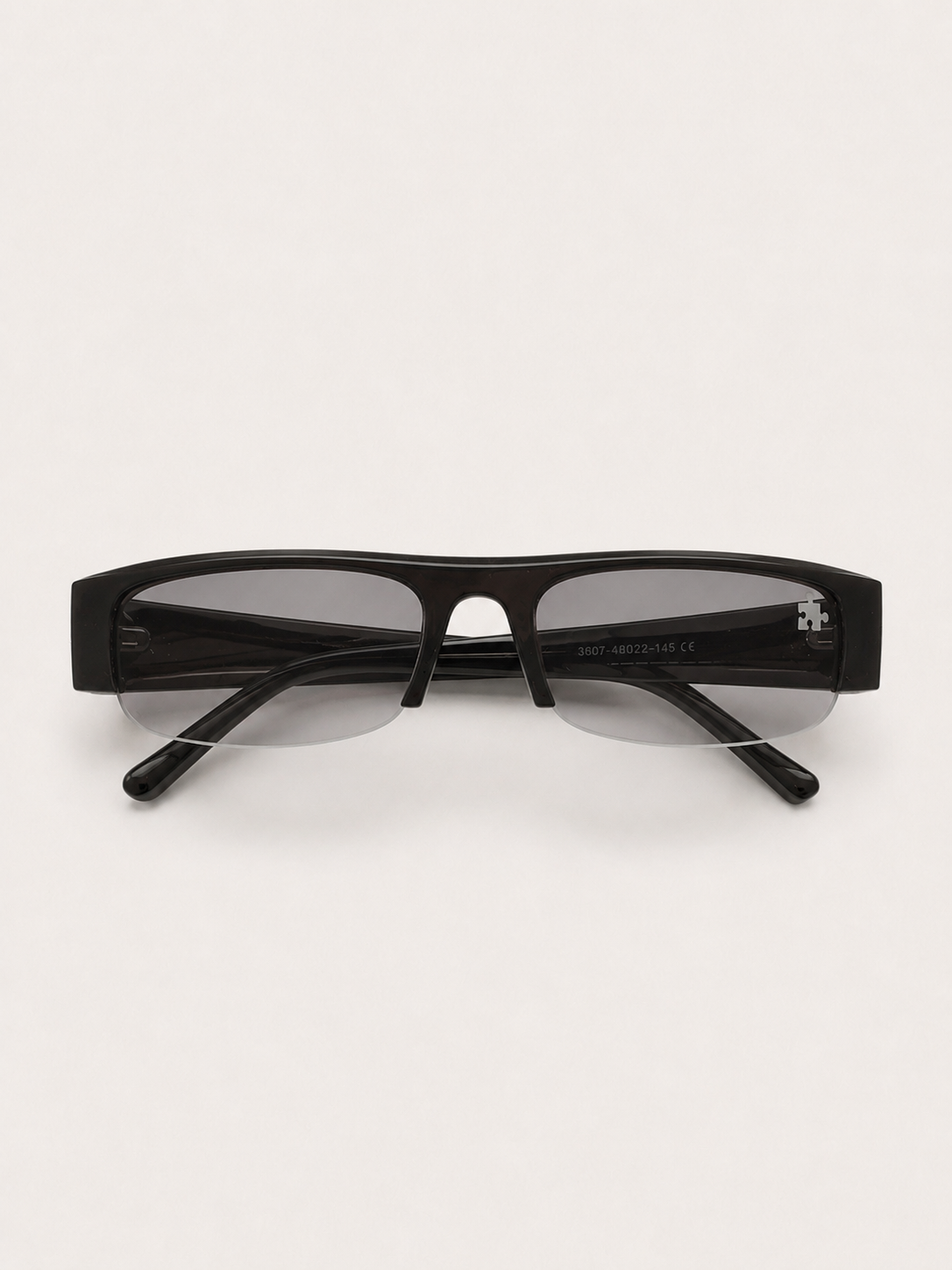 MIKA (Black)