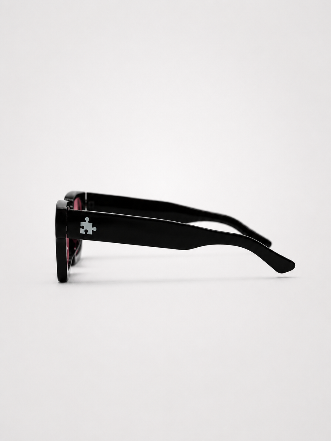 Classic (Black/Pink)
