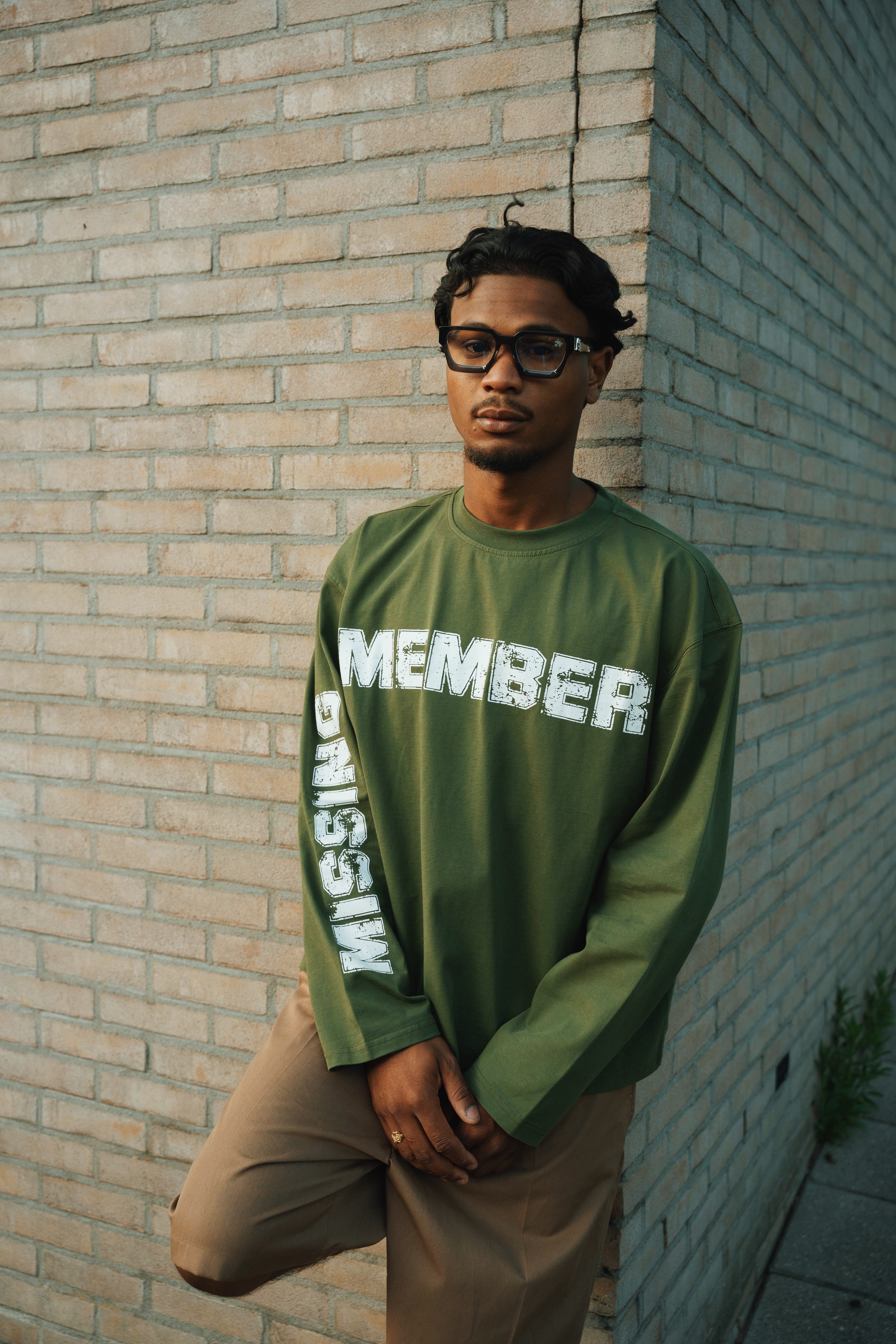 The Missing Longsleeve 2.0 (Army Green)