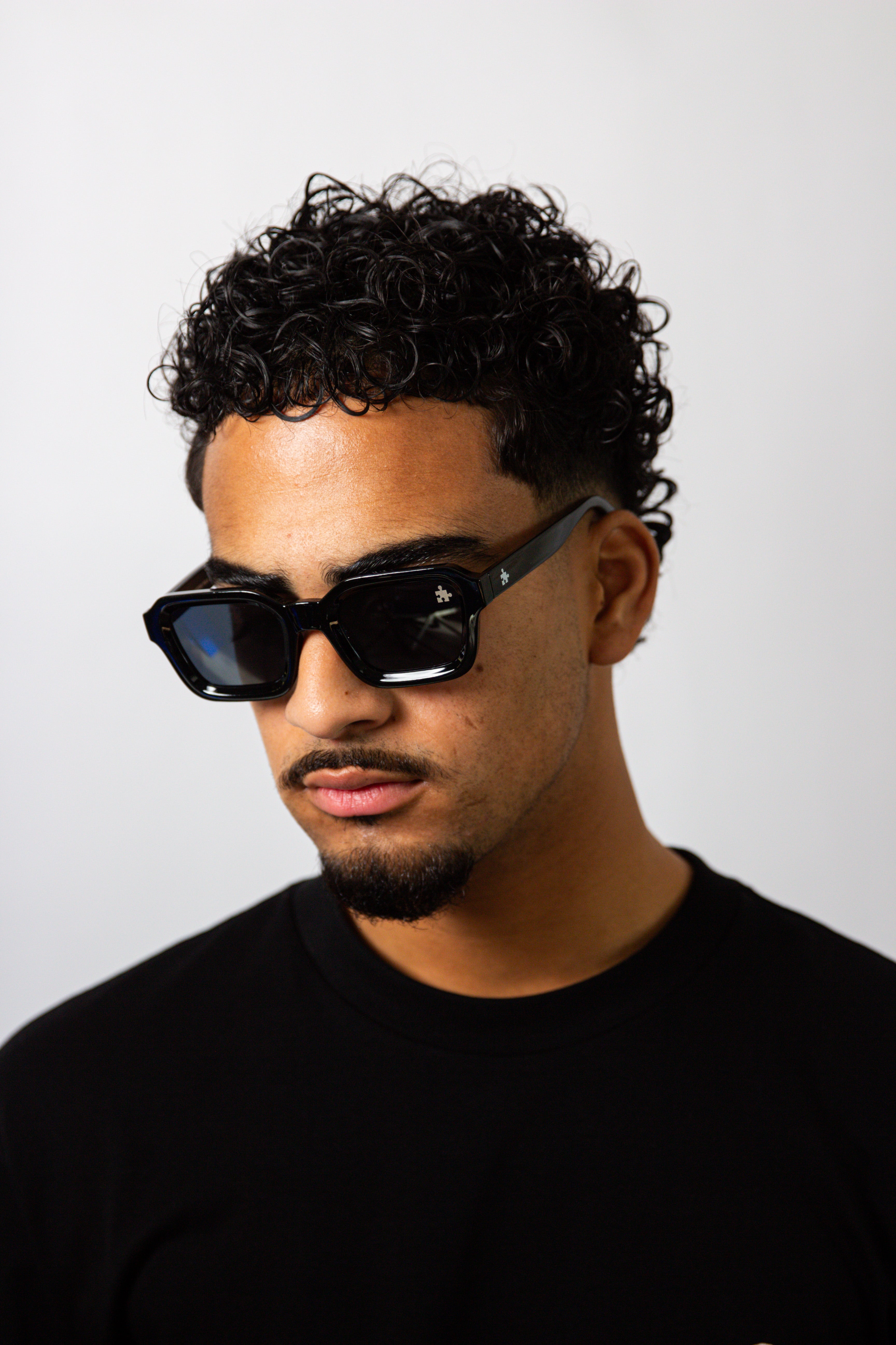 ÉON (Black)